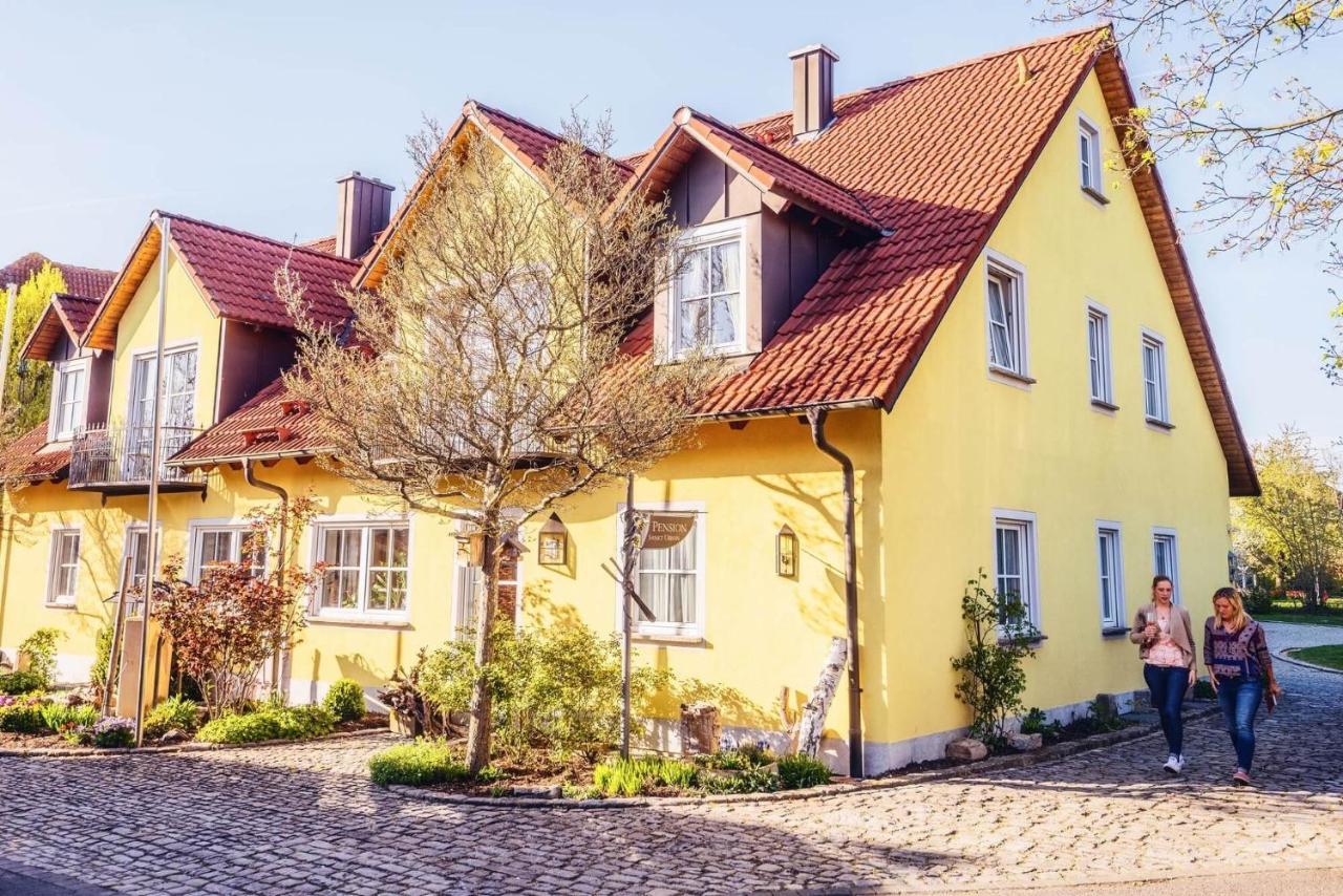 Pension Sankt Urban Sommerach Eksteriør billede